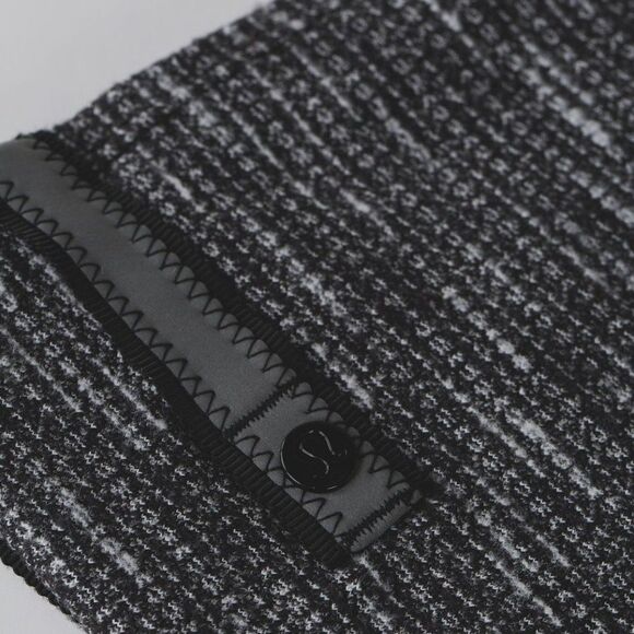 LULULEMON Vinyasa Scarf *Rulu Coco Pique Black White - Picture 8 of 8